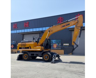 21噸輪式挖掘機(jī) 采埃孚技術(shù)橋箱 力士樂(lè)行走馬達(dá)