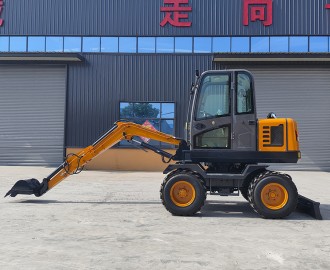 40輪式挖掘機(jī),行駛速度快,轉(zhuǎn)場(chǎng)迅速